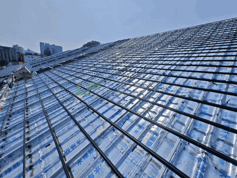 Proyecto BIPV de 240 KW de UPBEST en Shangrao Cultural Street en construcción